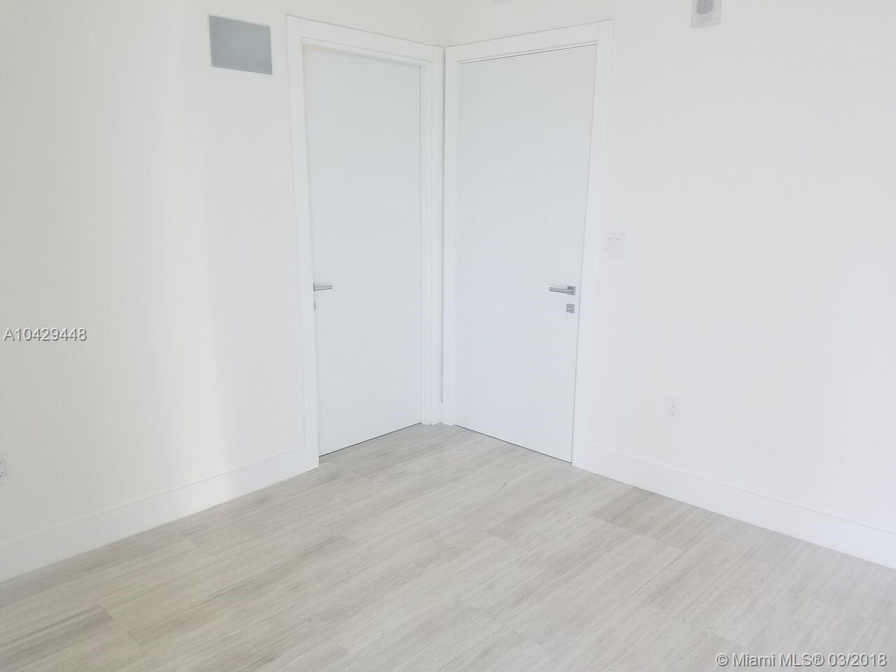 ECHO BRICKELL - Residential Lease