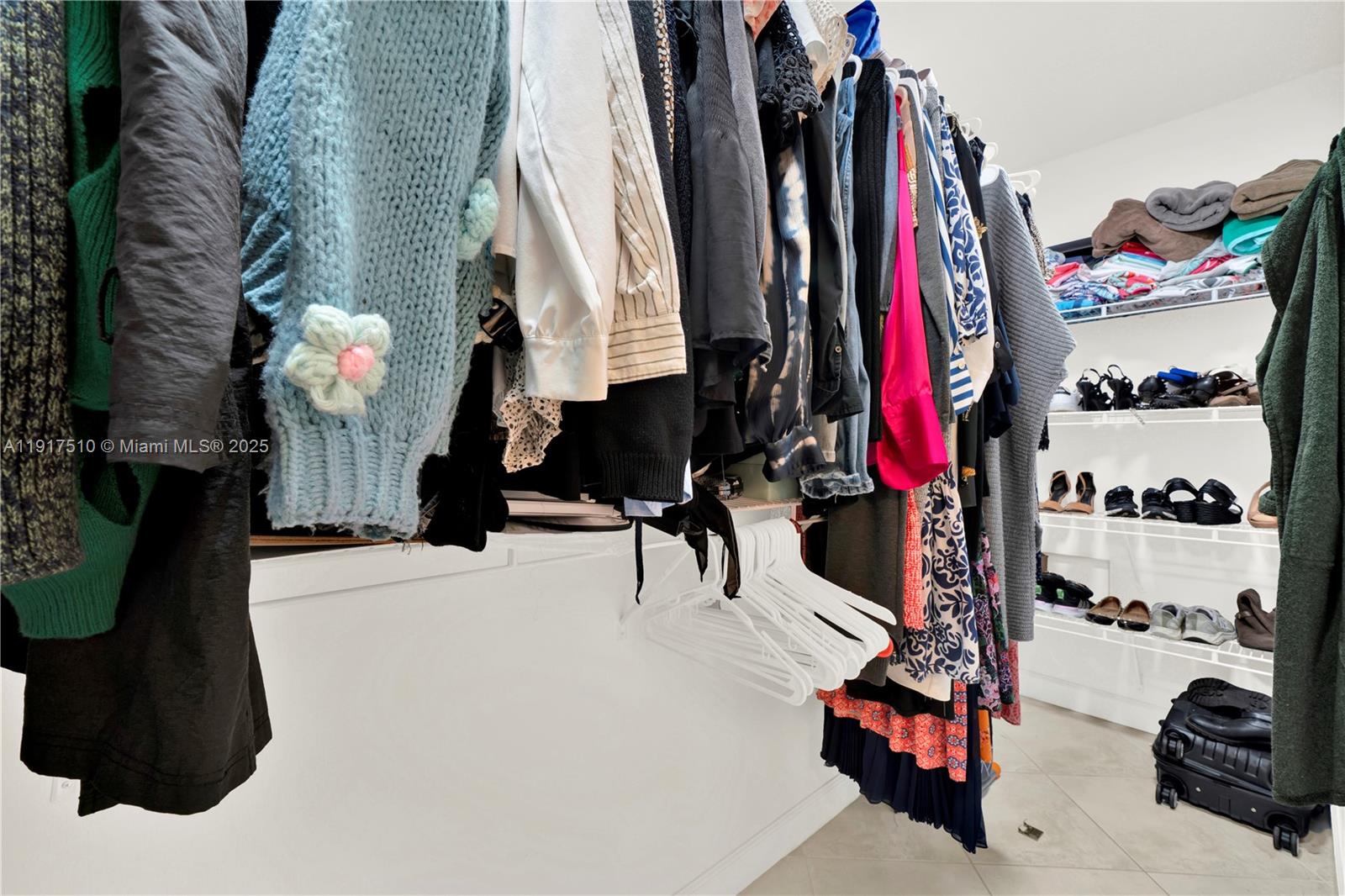 HABITAT ESTATES SEC 3 - Residential