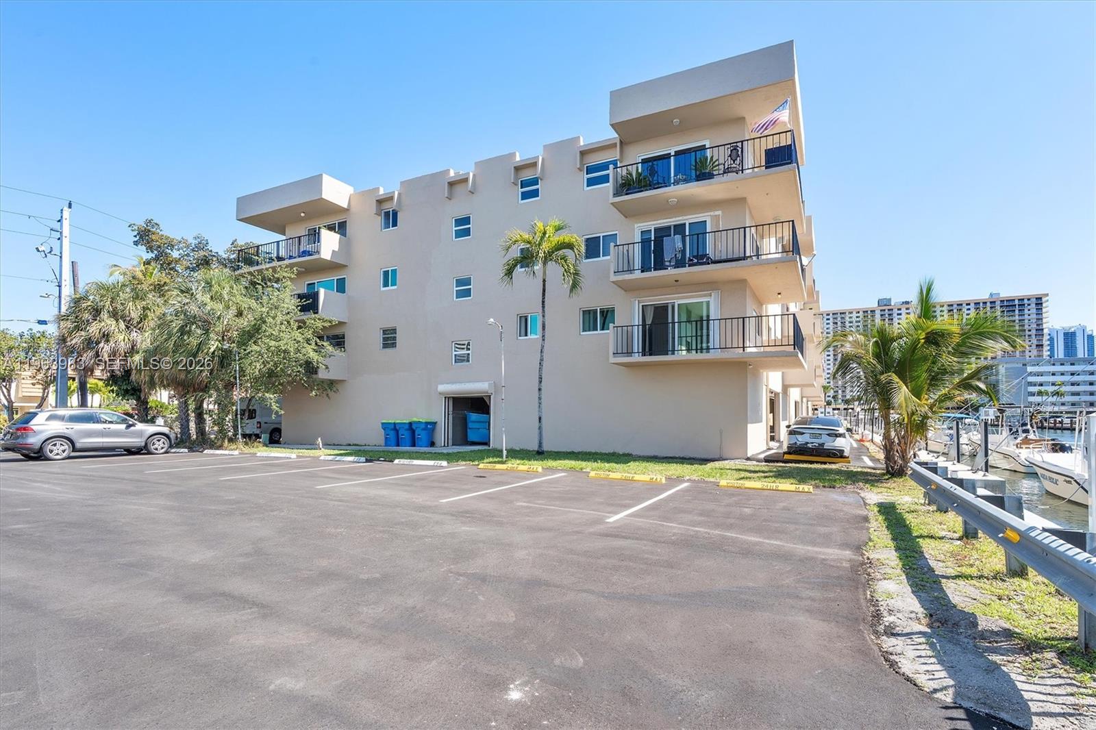 WATERWAY ISLES CONDO - Residential