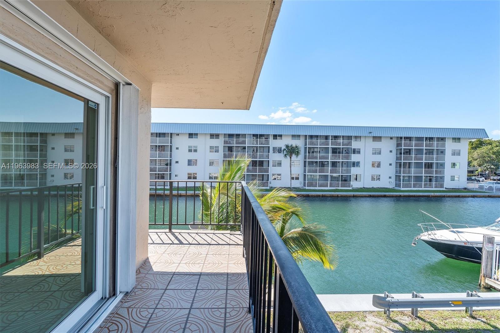 WATERWAY ISLES CONDO - Residential