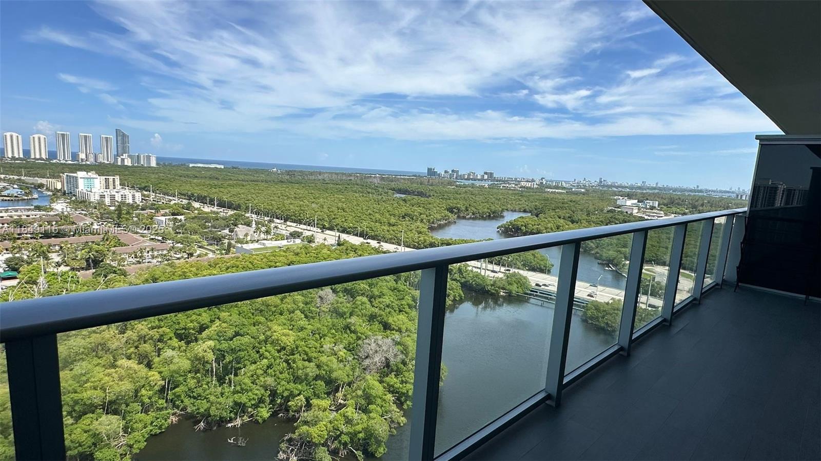 16385 Biscayne Blvd 2418
