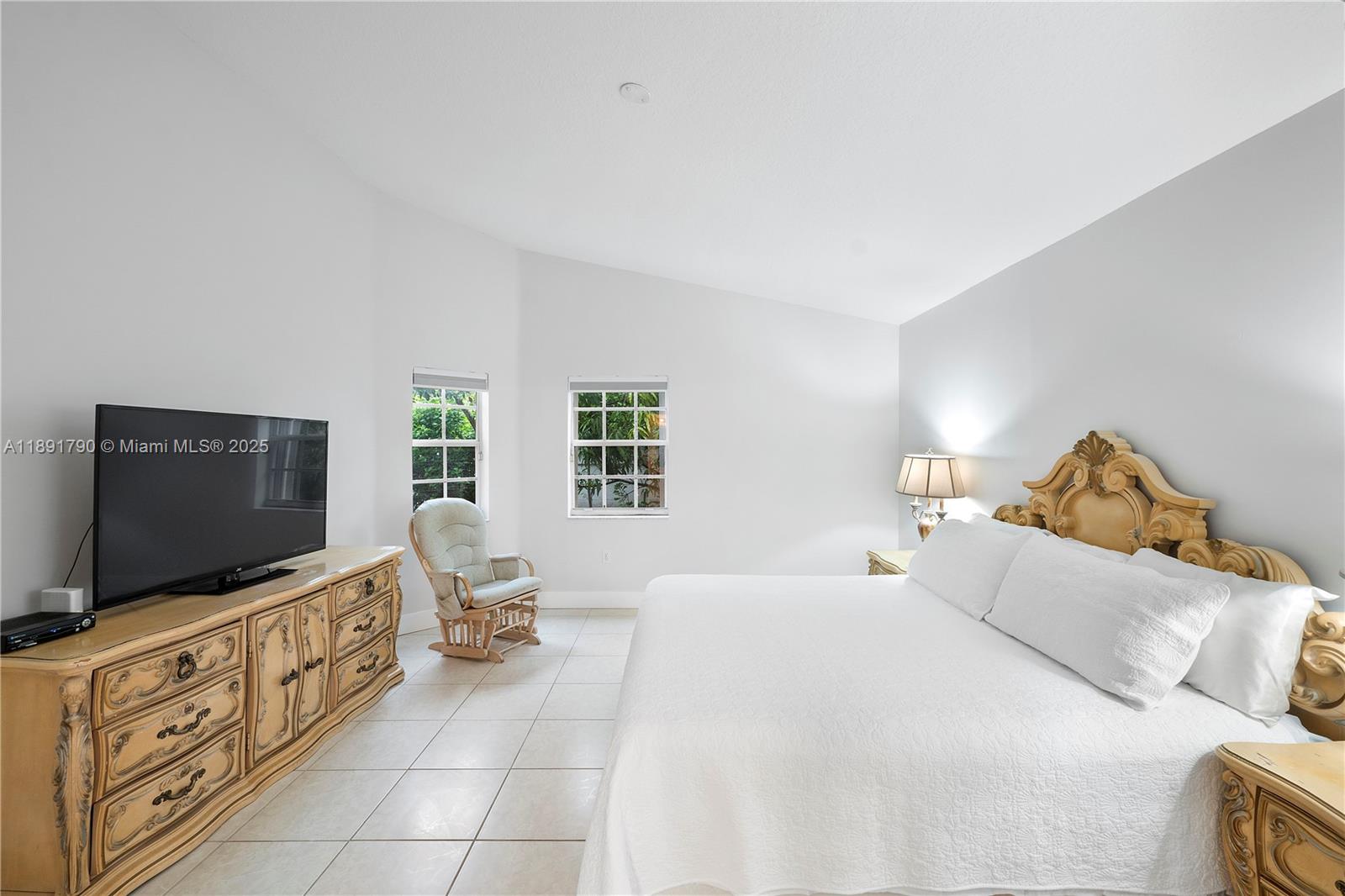 FOREST LAKES ESTATES SEC - Residential