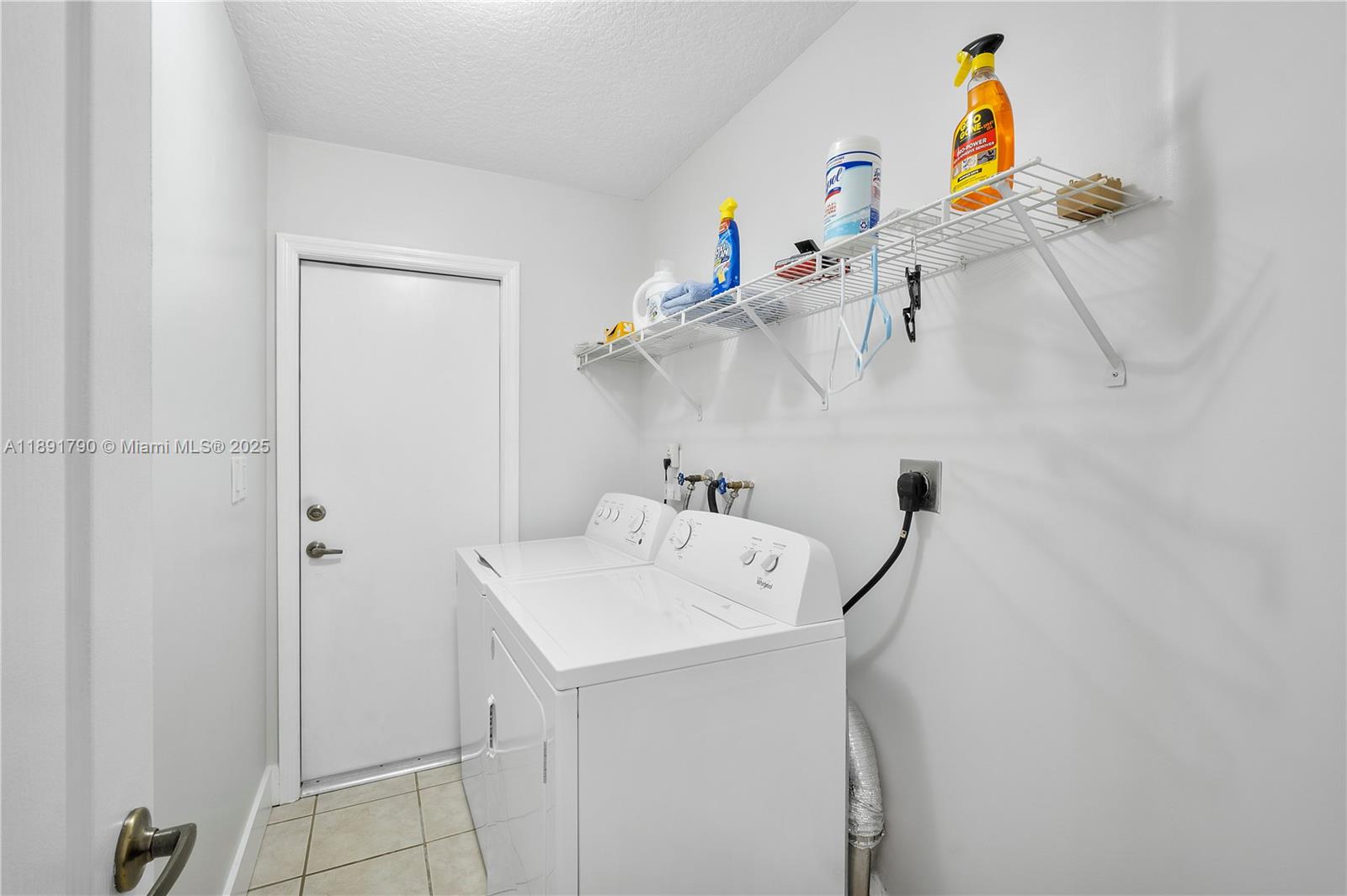 FOREST LAKES ESTATES SEC - Residential