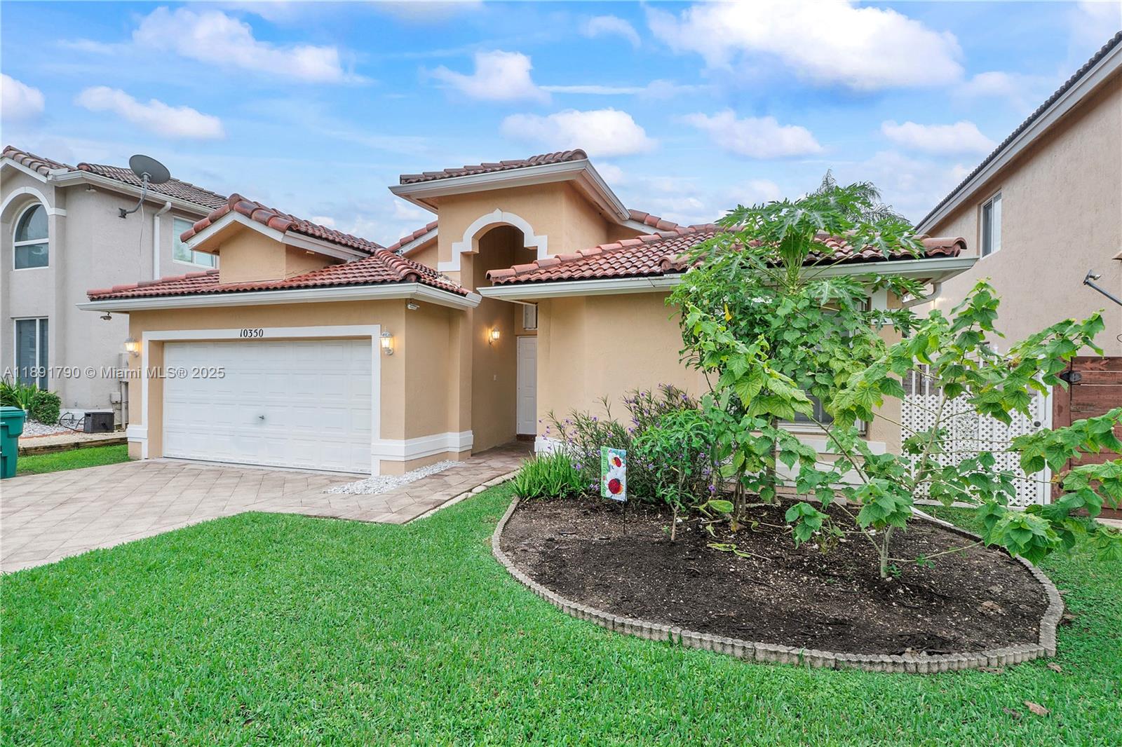 View photos, virtual tours, details... 10350 SW 166th Ct