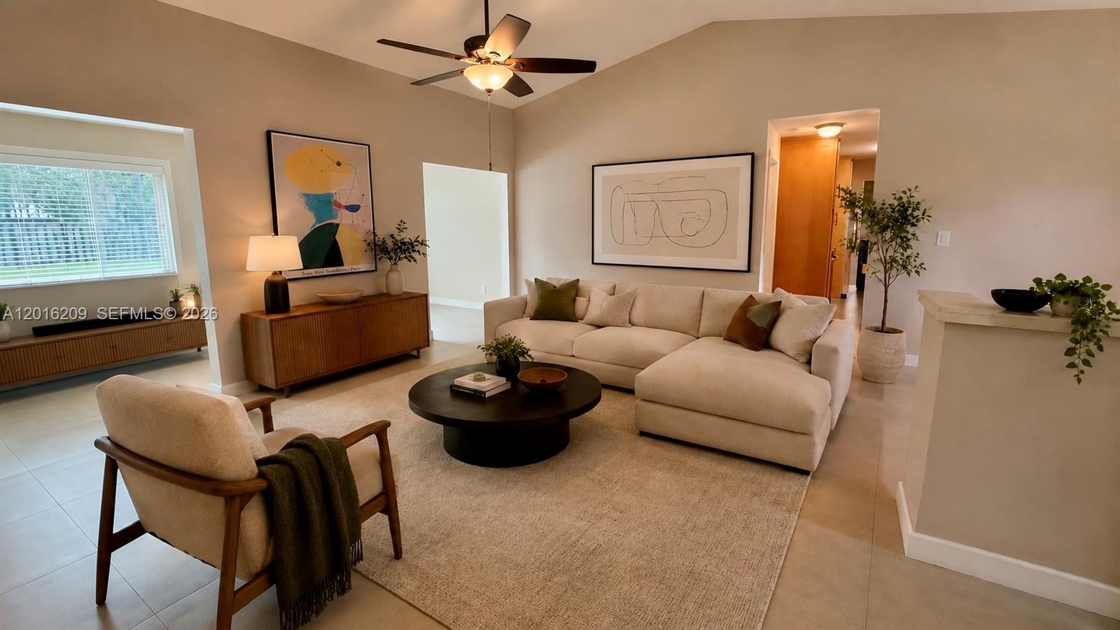 KINGS GRANT EAST - Residential
