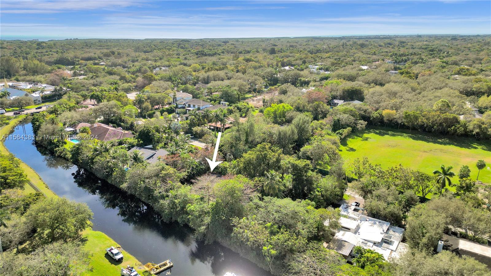 AVOCADO LAND CO SUB - Land