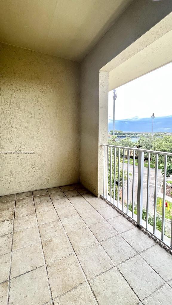 VILLAGE AT ABACOA CONDO - Residential Lease