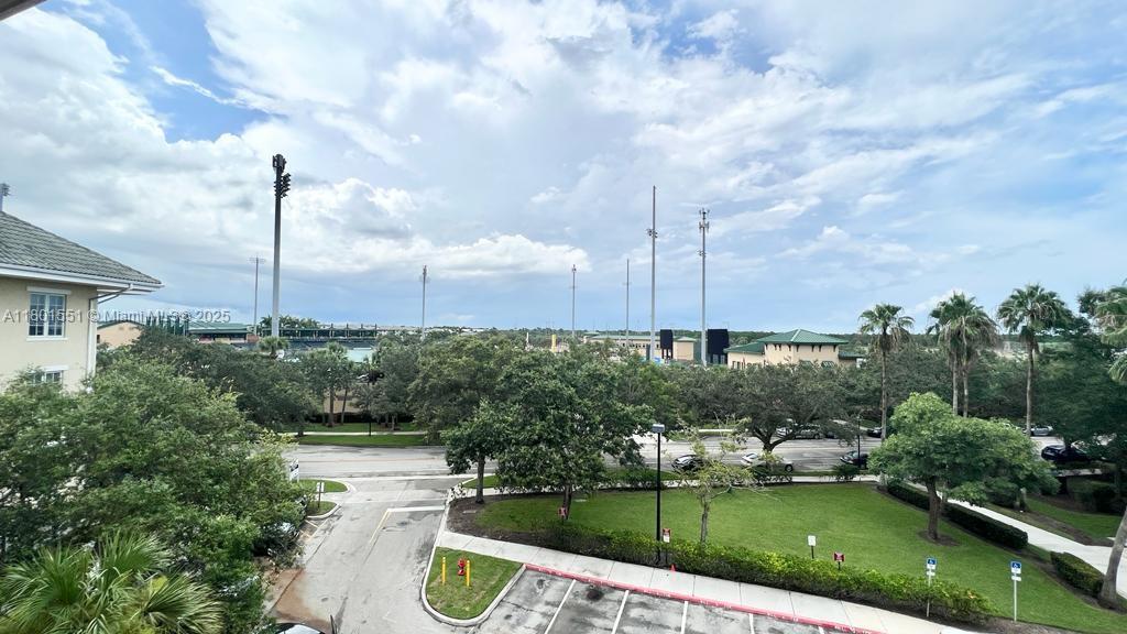 VILLAGE AT ABACOA CONDO - Residential Lease