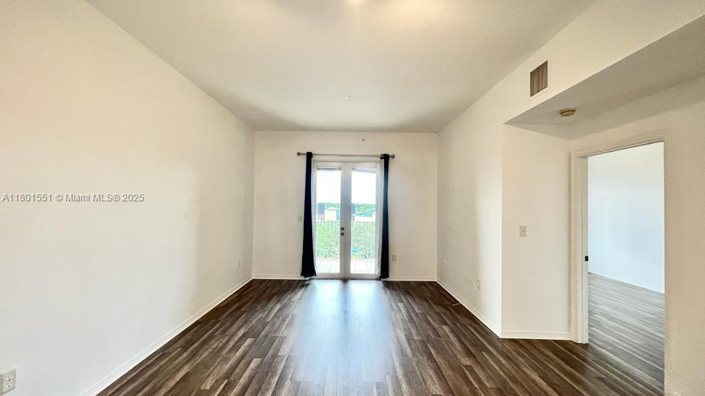 VILLAGE AT ABACOA CONDO - Residential Lease