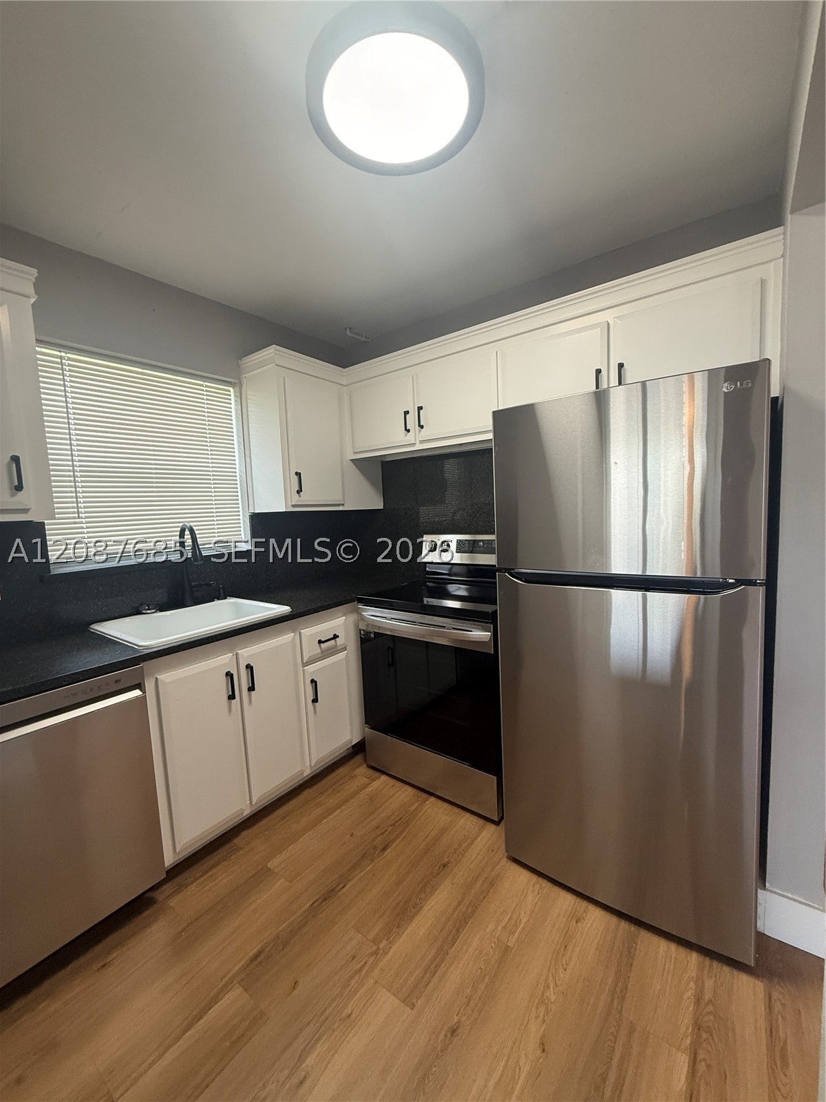 21 Windsor B 21