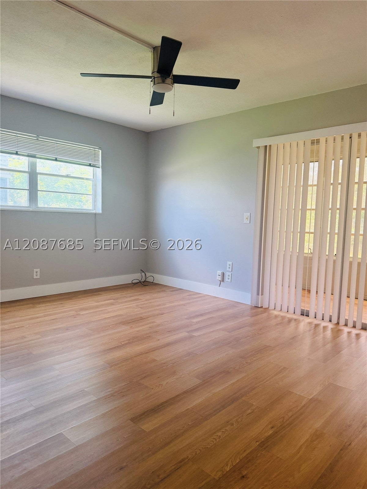 21 Windsor B 21