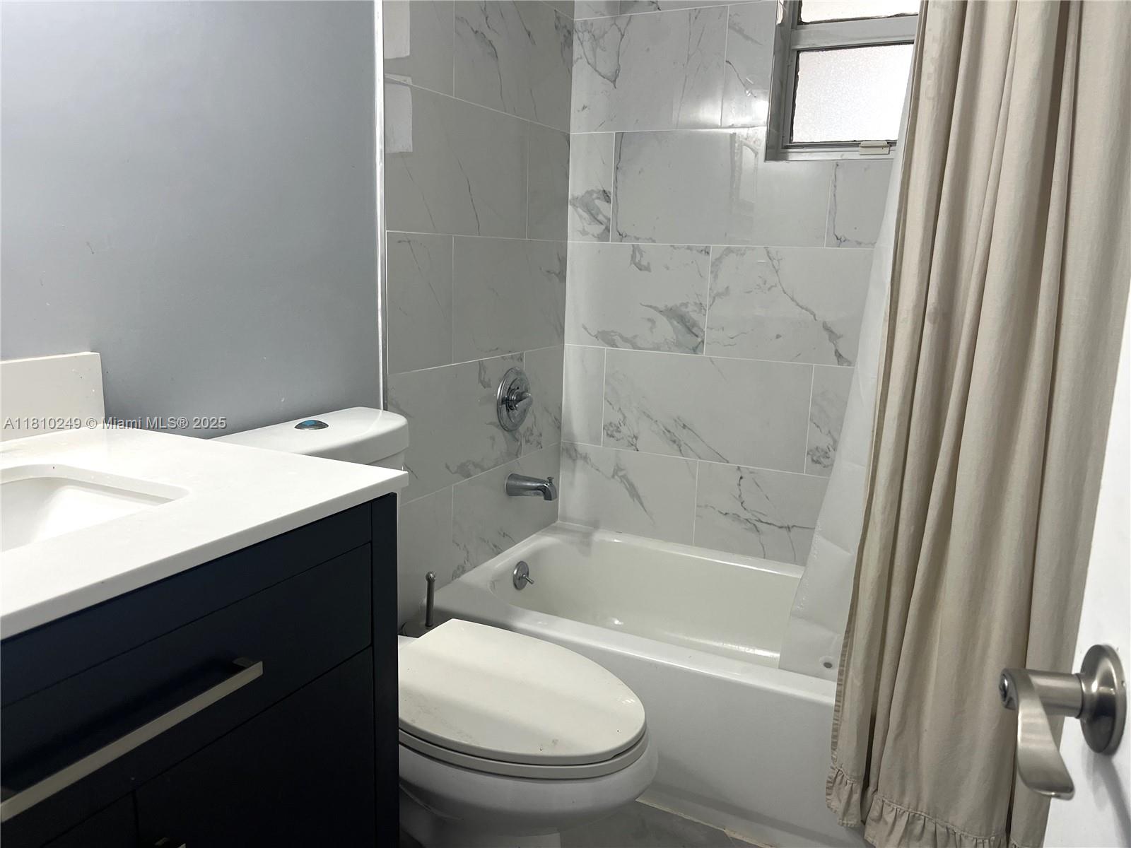 CORAL GARDENS - Residential Lease