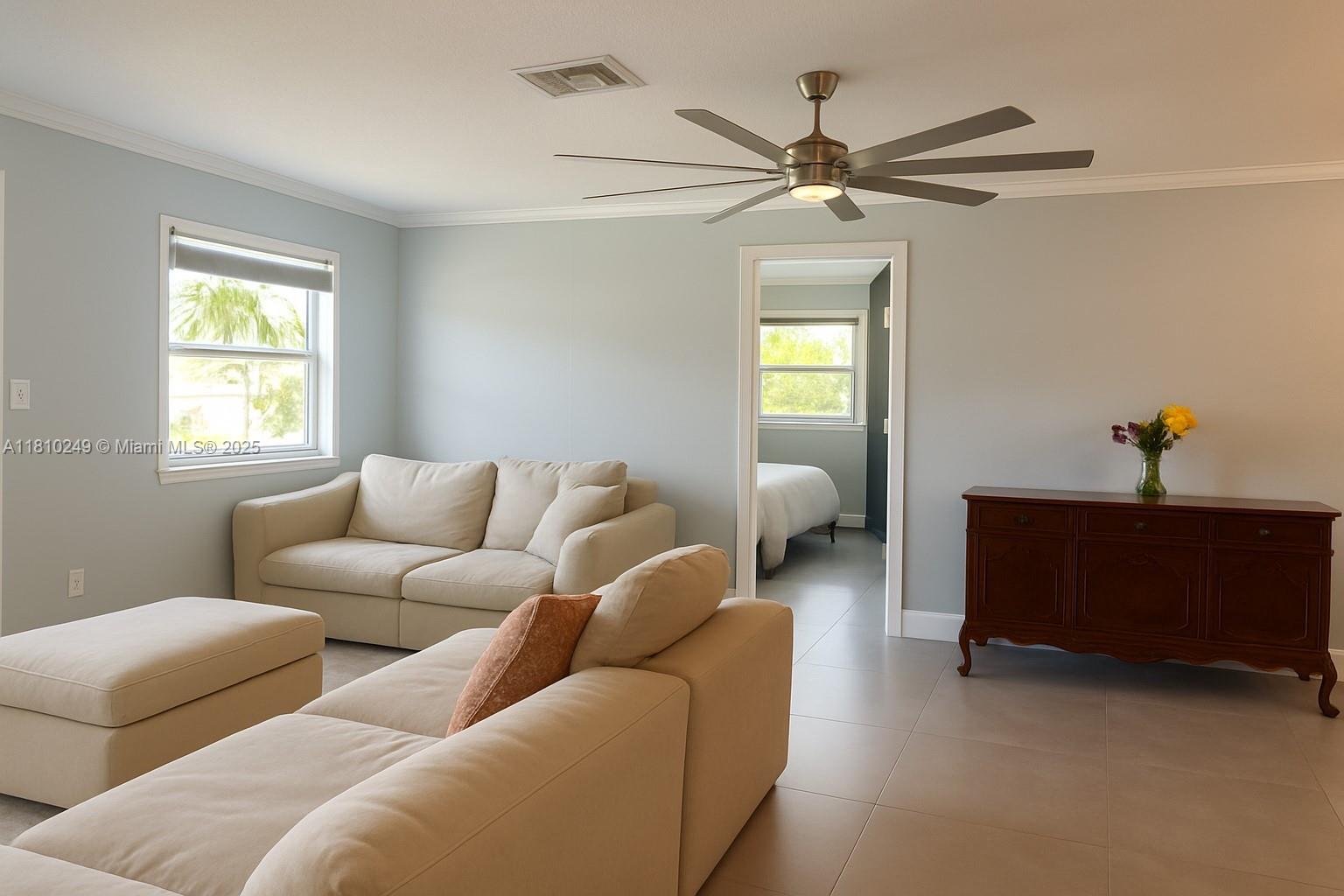 CORAL GARDENS - Residential Lease