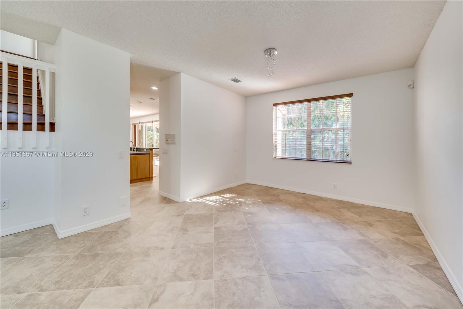 SECTOR 3 - PARCELS C D E - Residential Lease