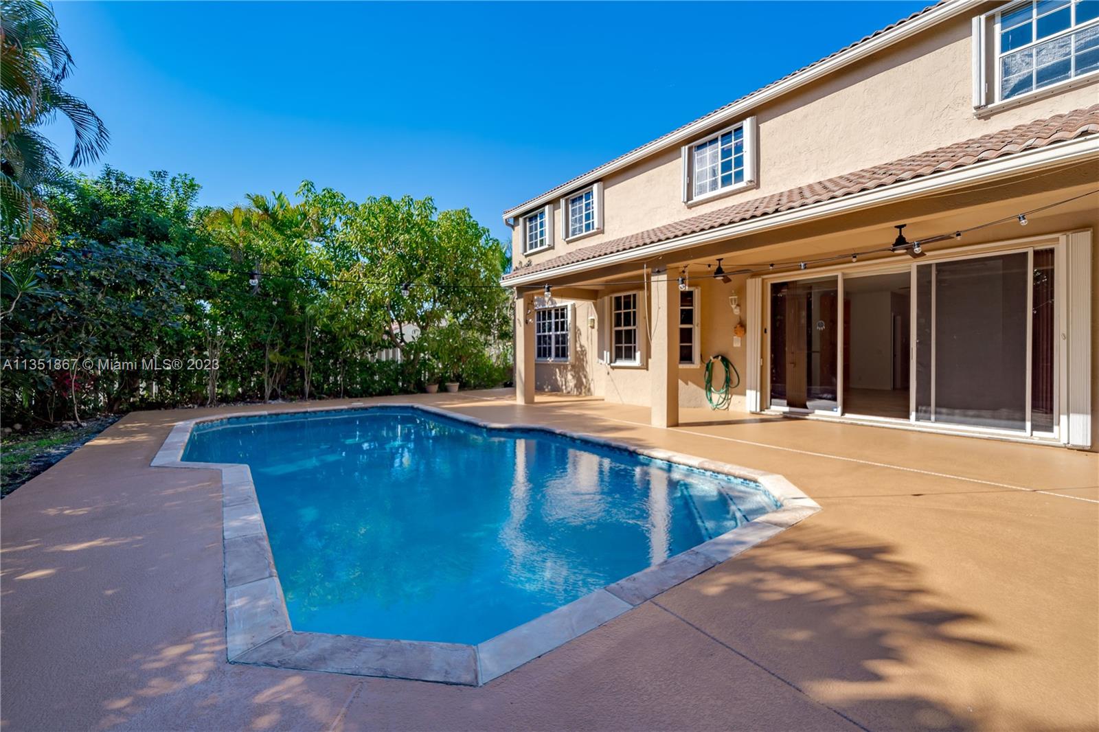 SECTOR 3 - PARCELS C D E - Residential Lease