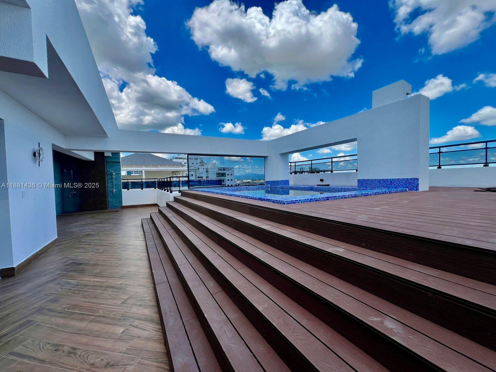 Urbanizacion Real - Residential