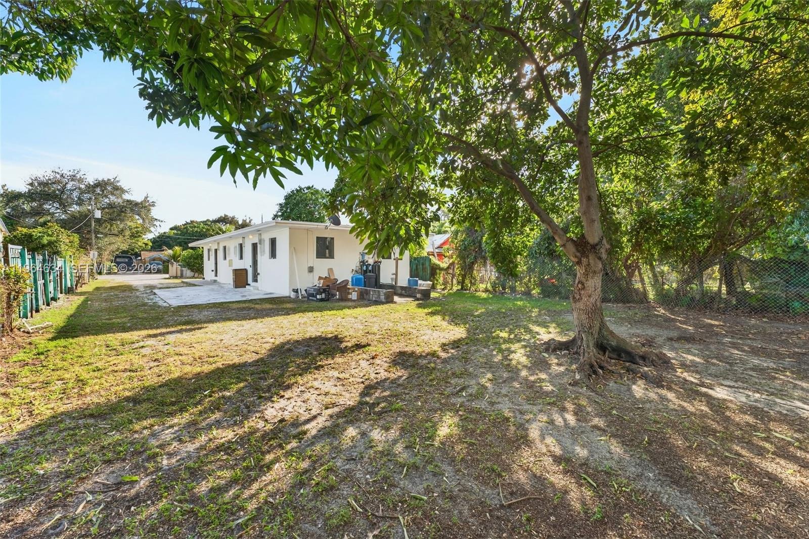 PINEWOD PARK AMD 2ND ADD - Residential Lease