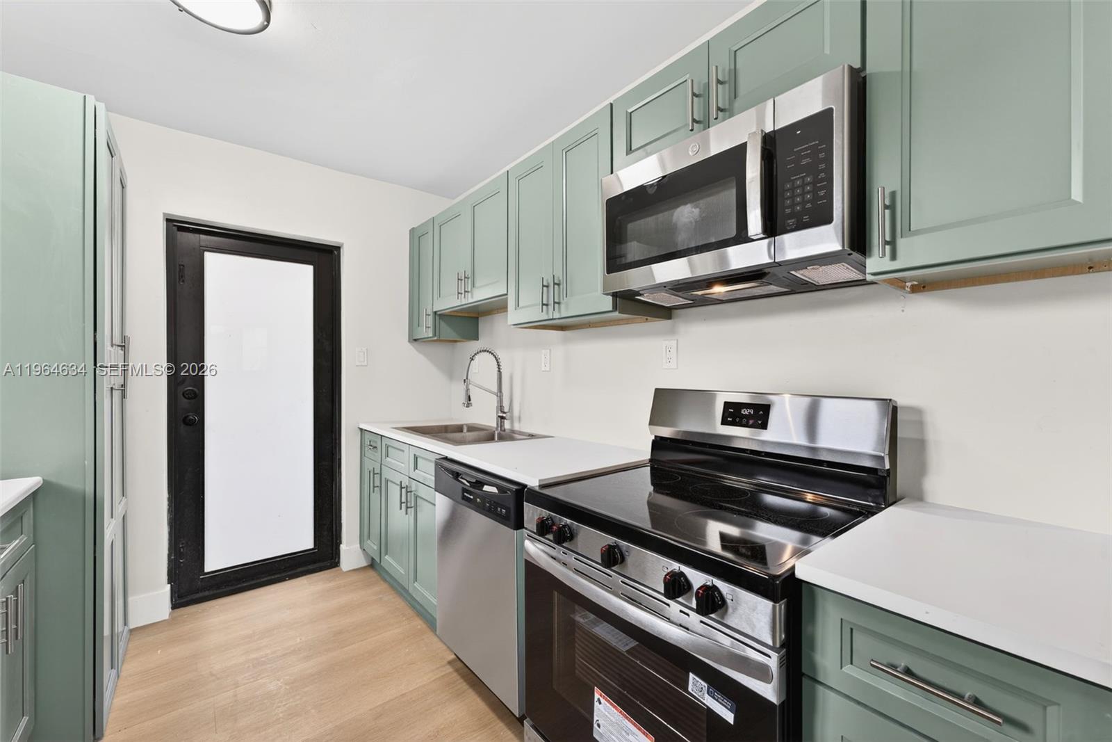 PINEWOD PARK AMD 2ND ADD - Residential Lease