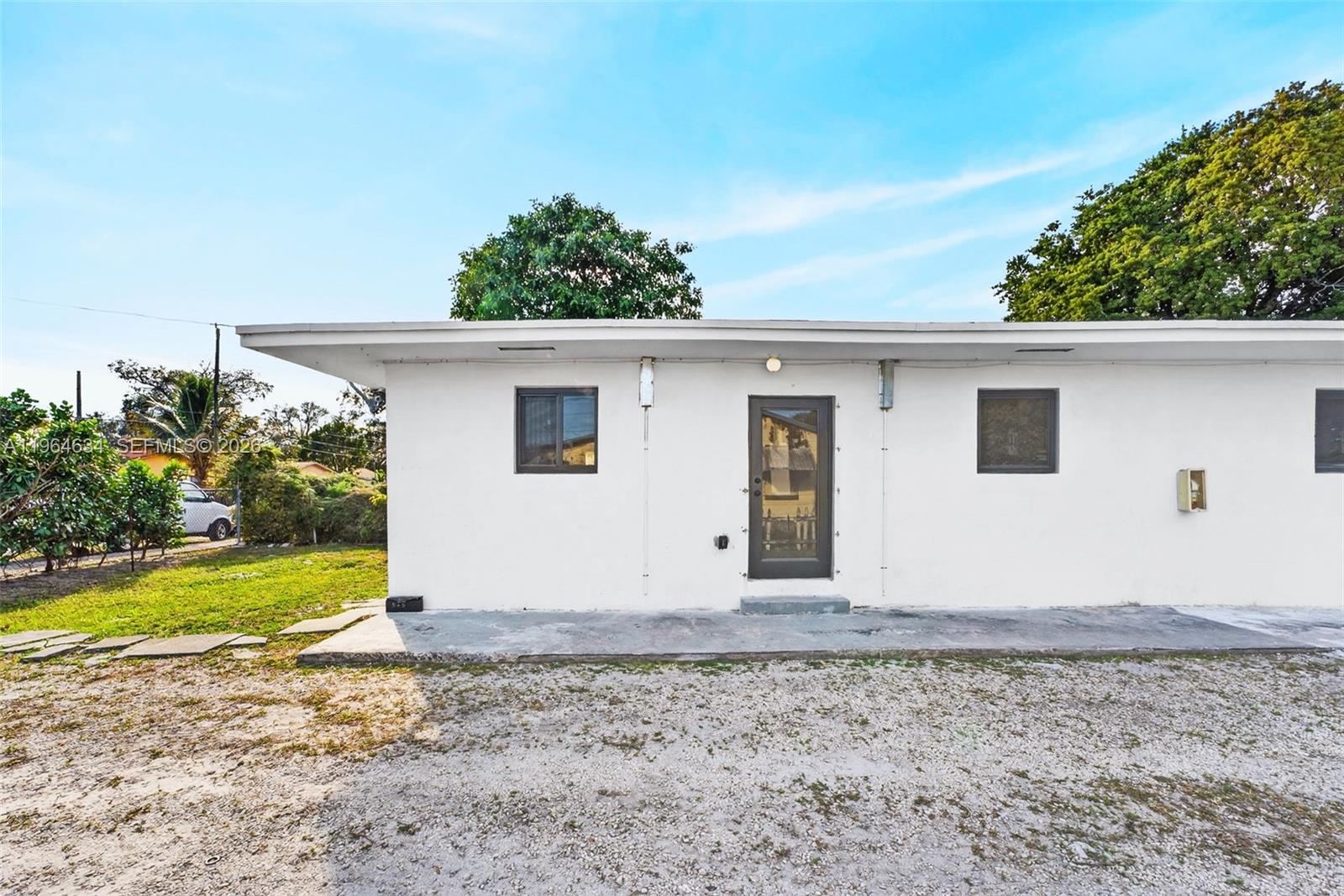 PINEWOD PARK AMD 2ND ADD - Residential Lease