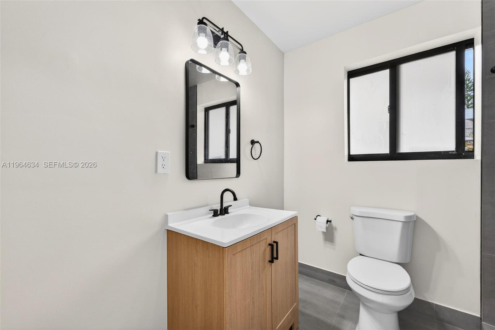 PINEWOD PARK AMD 2ND ADD - Residential Lease