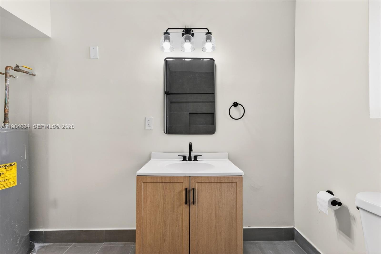 PINEWOD PARK AMD 2ND ADD - Residential Lease