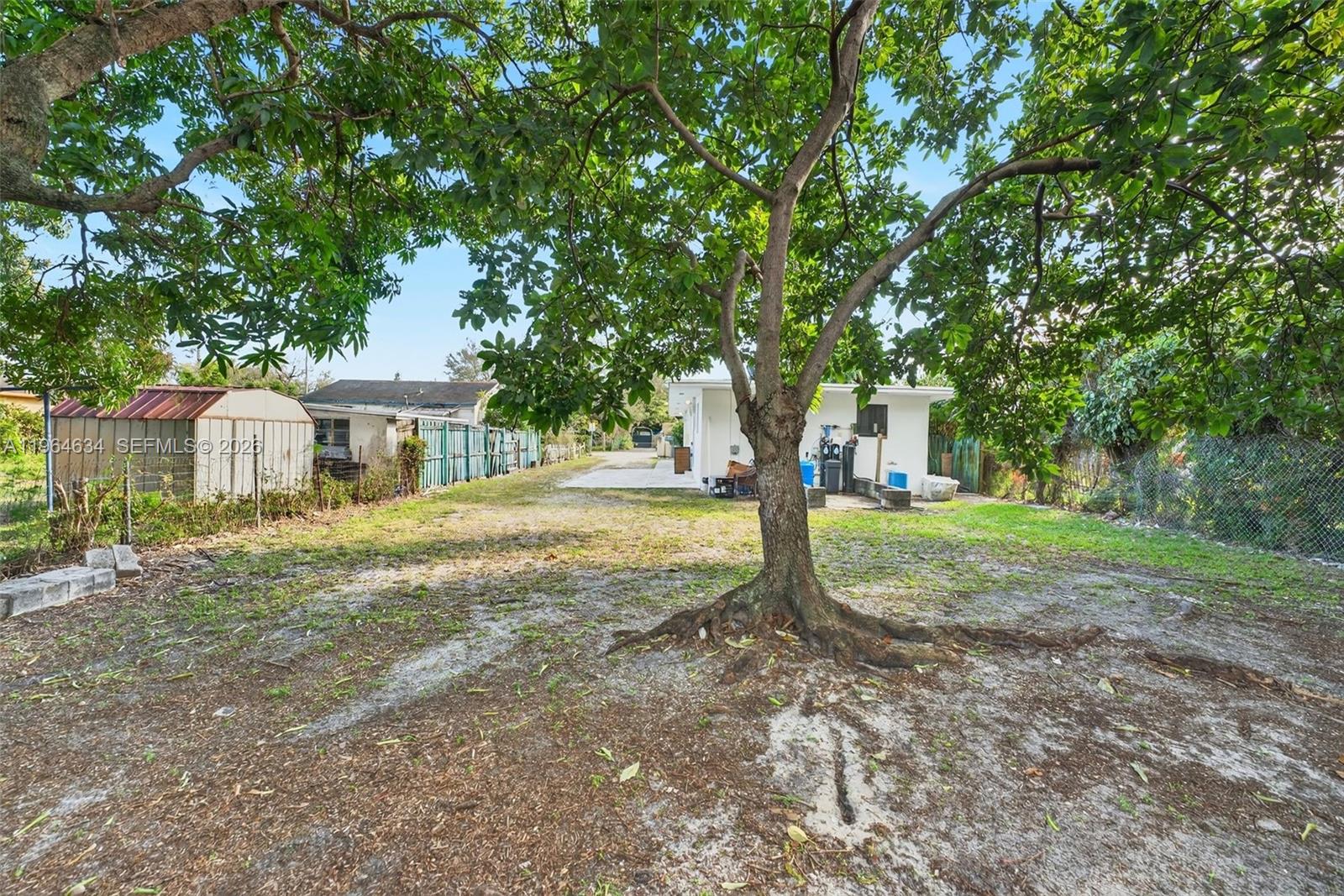 PINEWOD PARK AMD 2ND ADD - Residential Lease