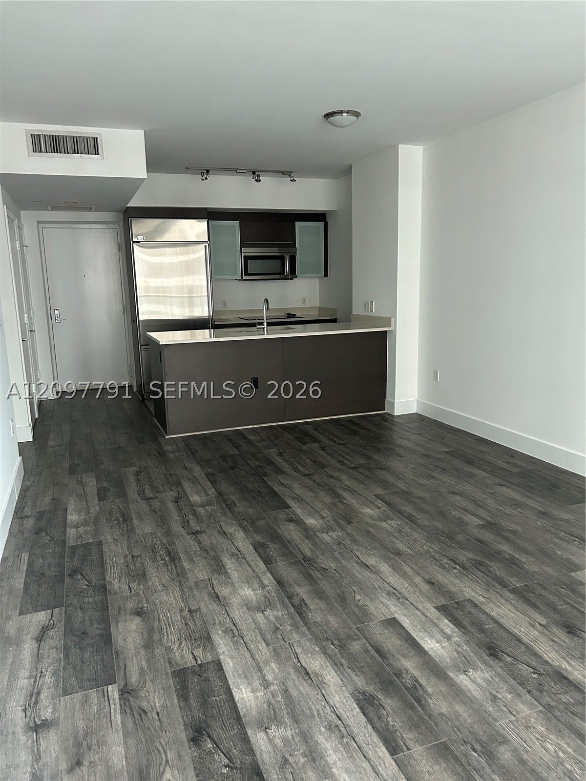 500 Brickell Ave 2304
