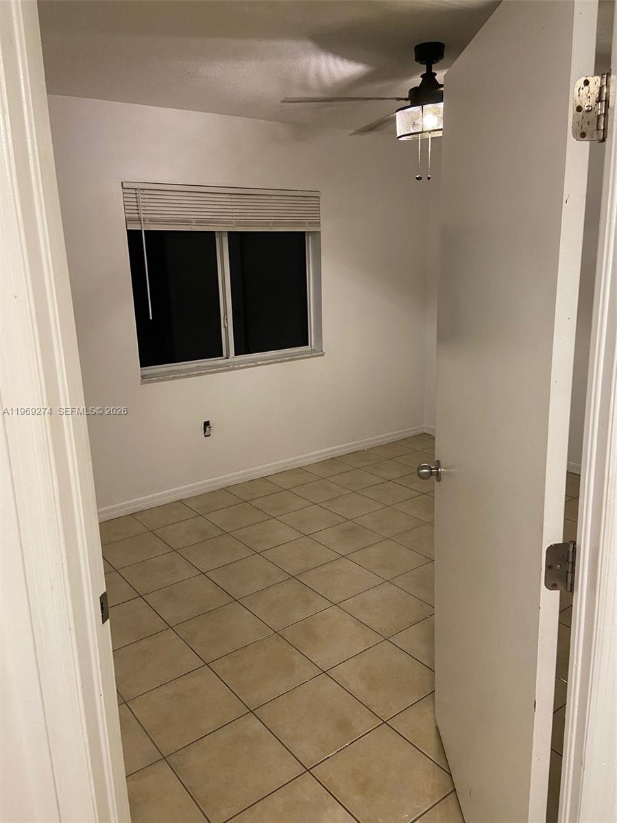 VENETIA GARDENS SOUTH CON - Residential Lease