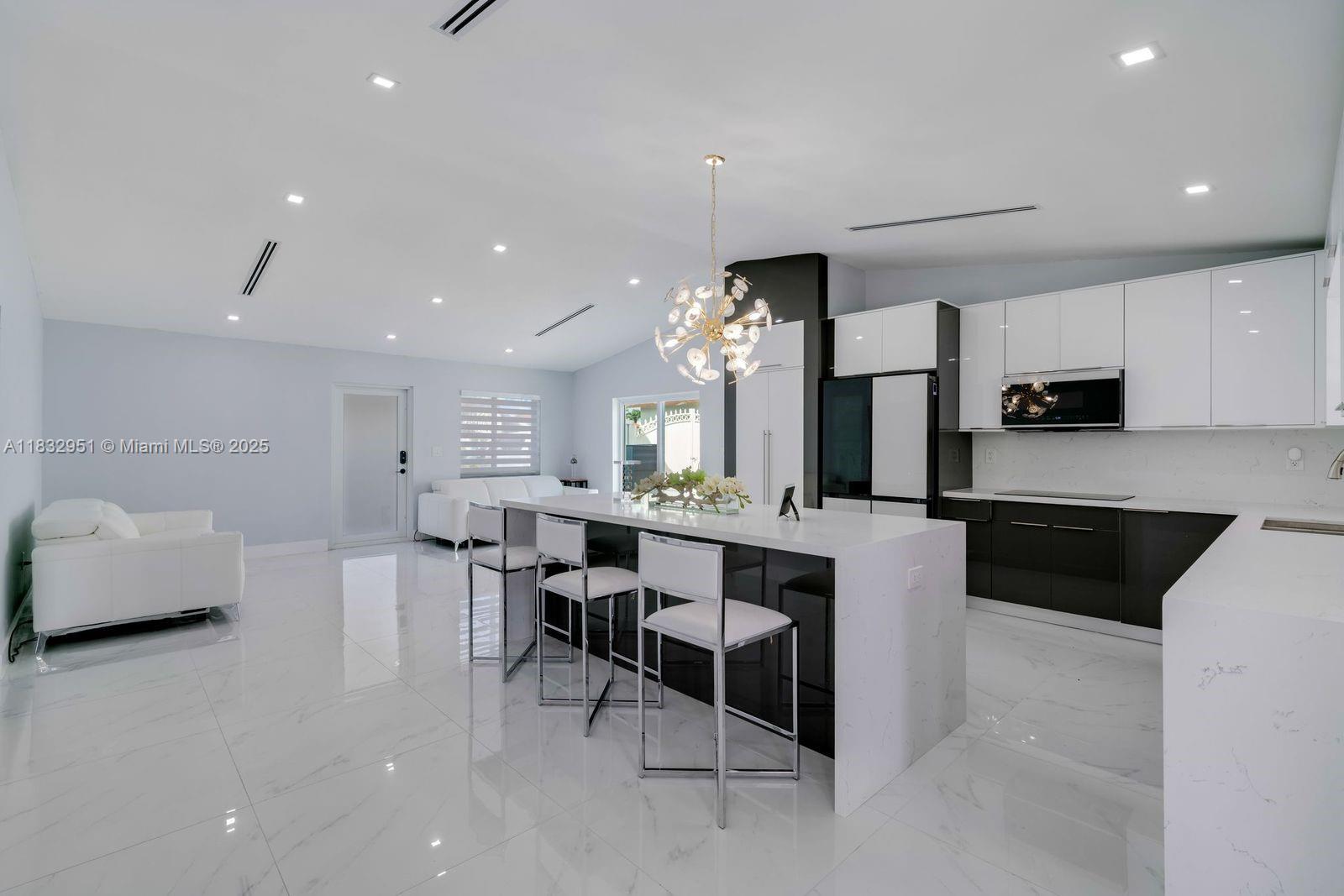 CORAL WEST HEIGHTS 2ND AD - Residential