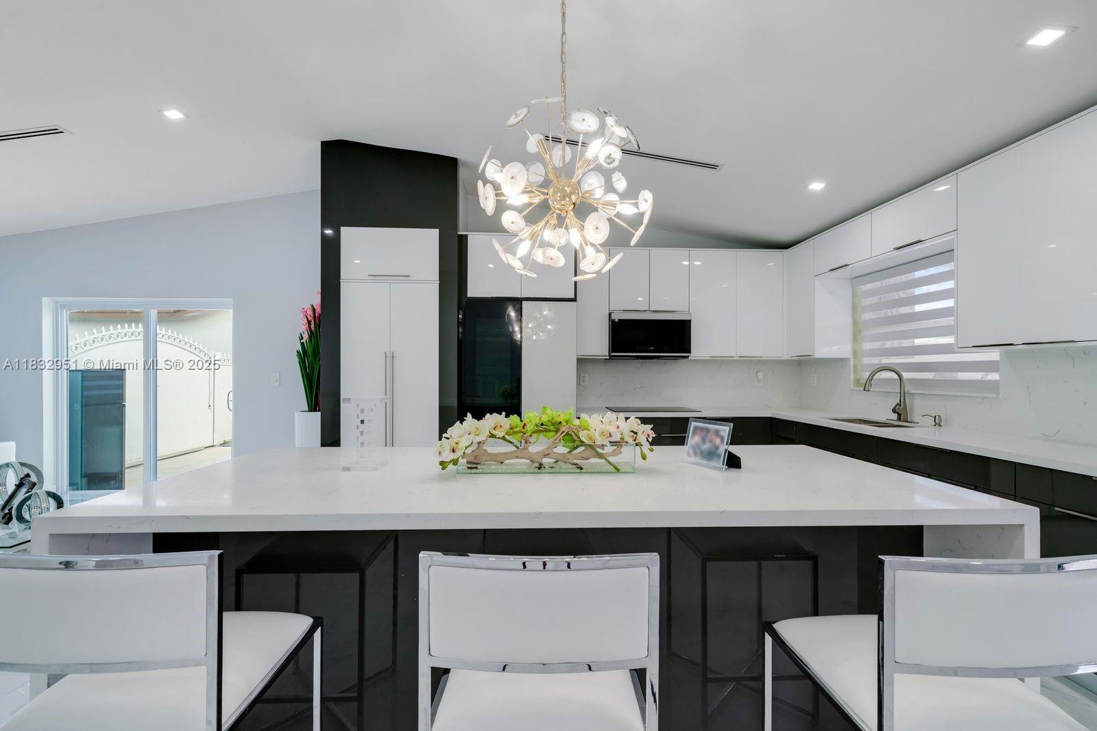 CORAL WEST HEIGHTS 2ND AD - Residential