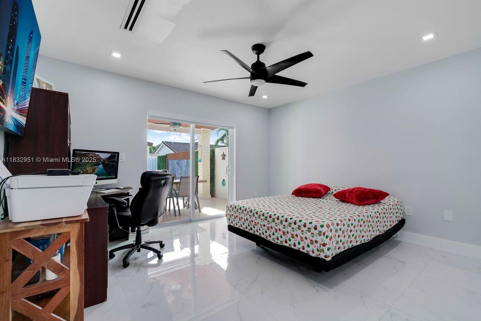 CORAL WEST HEIGHTS 2ND AD - Residential