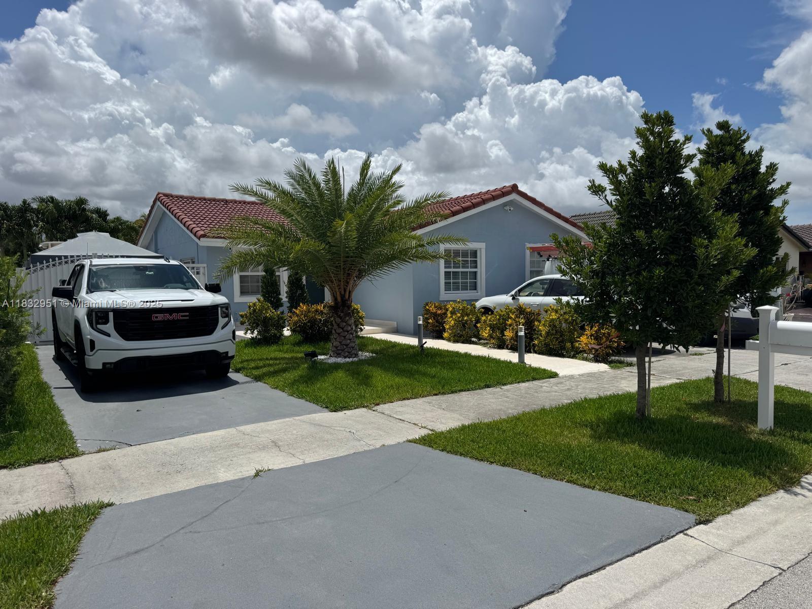 Beautiful & tranquil pool home, this home features 3 Bedrooms and 2 Baths, stainless steel appliances, quartz counter tops, impacts doos and windows, new AC, new kitchen and bathrooms, huge terrace and pool area, great location, close to excellent schools and shopping centers.