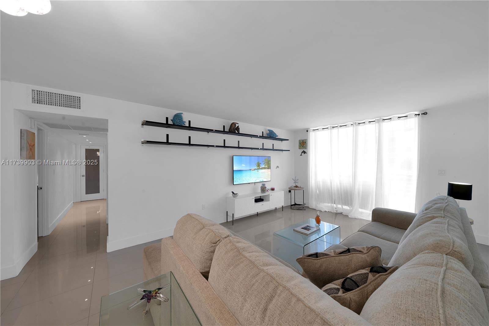 EDEN ISLES CONDO NO 5 - Residential