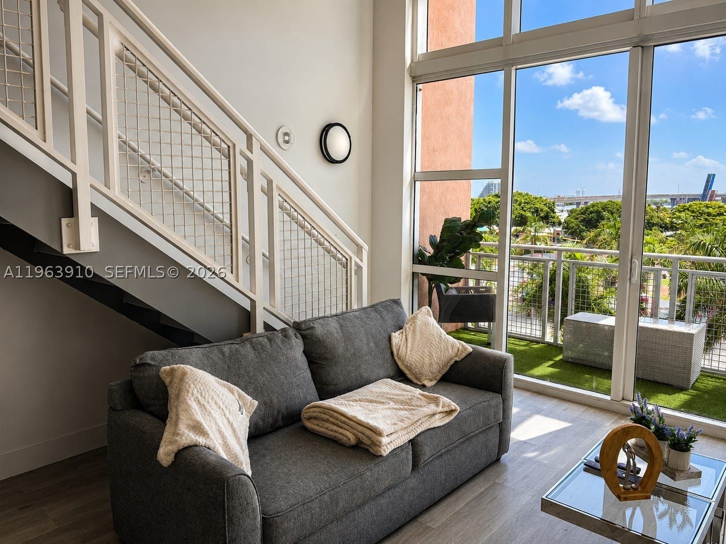 253 NE 2nd St 433