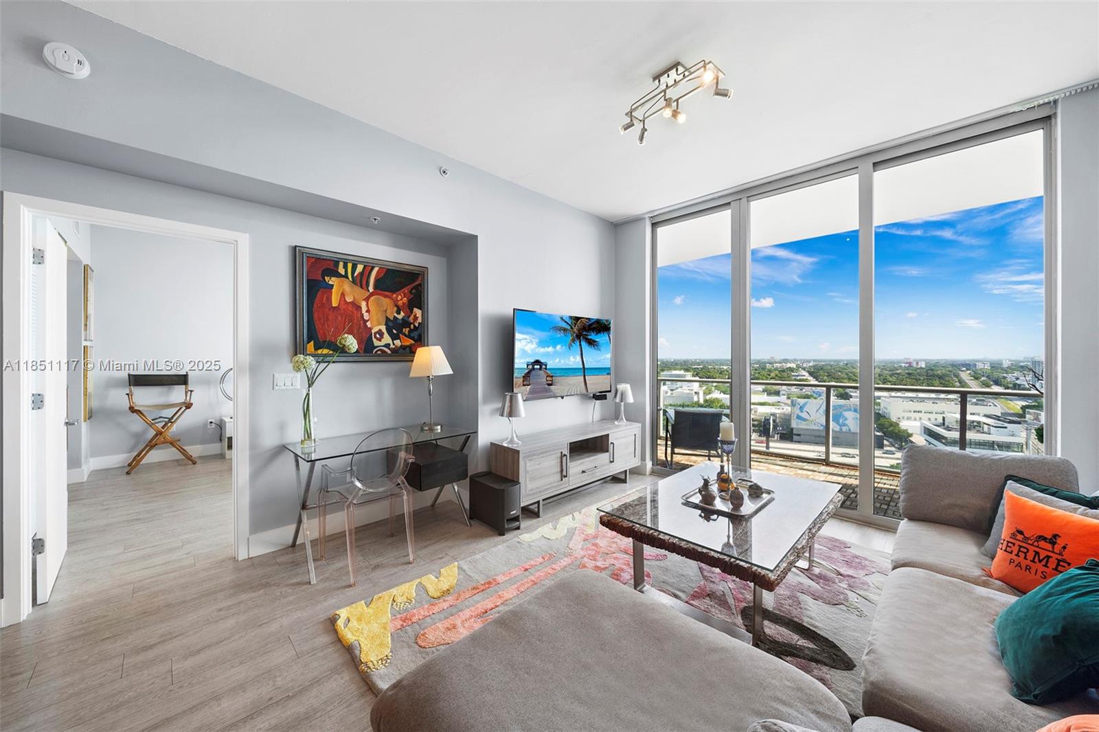 Live like royalty in this presidential suite-style 1 bed / 1.5 bath at 2 Midtown—fully furnished with designer pieces, original art, linens, towels, and more. Just bring your toothbrush. Arguably the finest one-bedroom rental in Midtown. Enjoy luxury amenities: infinity pool, hot tub, sauna, steam, plunge pools, and a top-tier gym. Steps from the Design District, Miami’s best dining, Barry’s, Sweat 440, and every major fitness studio. A rare turnkey gem in the city’s most vibrant neighborhood.