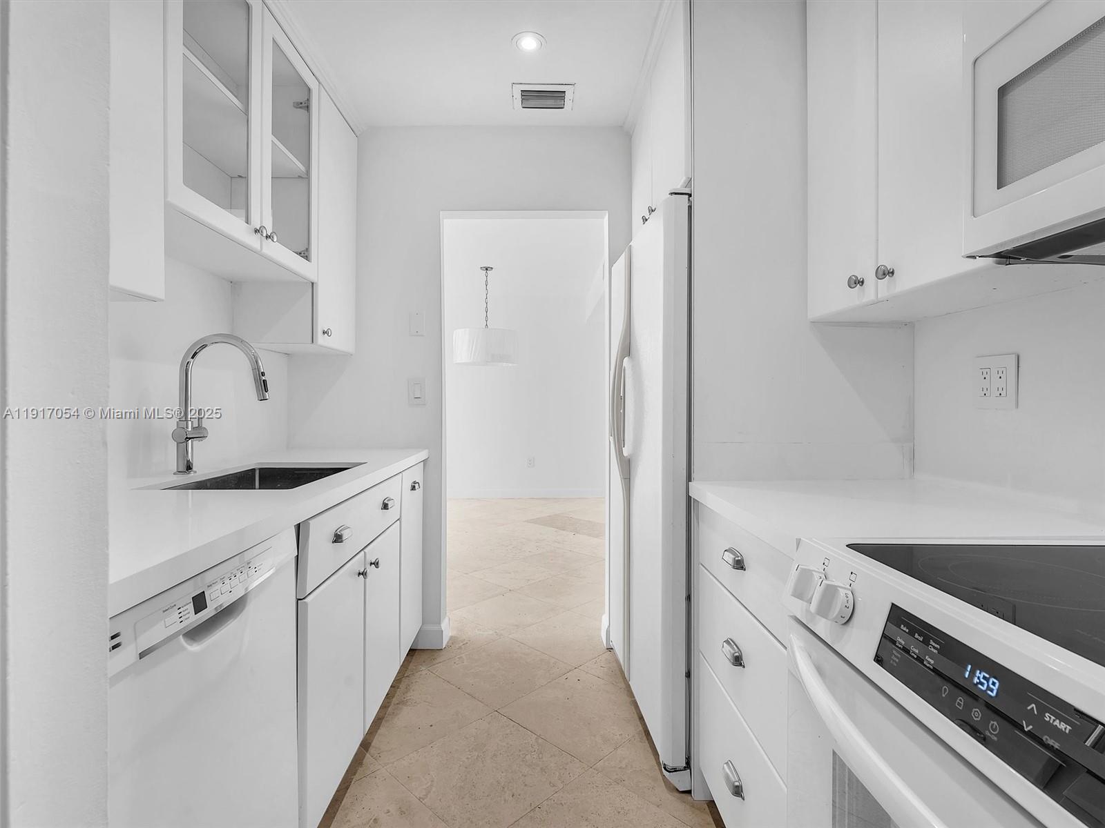 SOLIMAR CONDO OF KEY BISC - Residential Lease