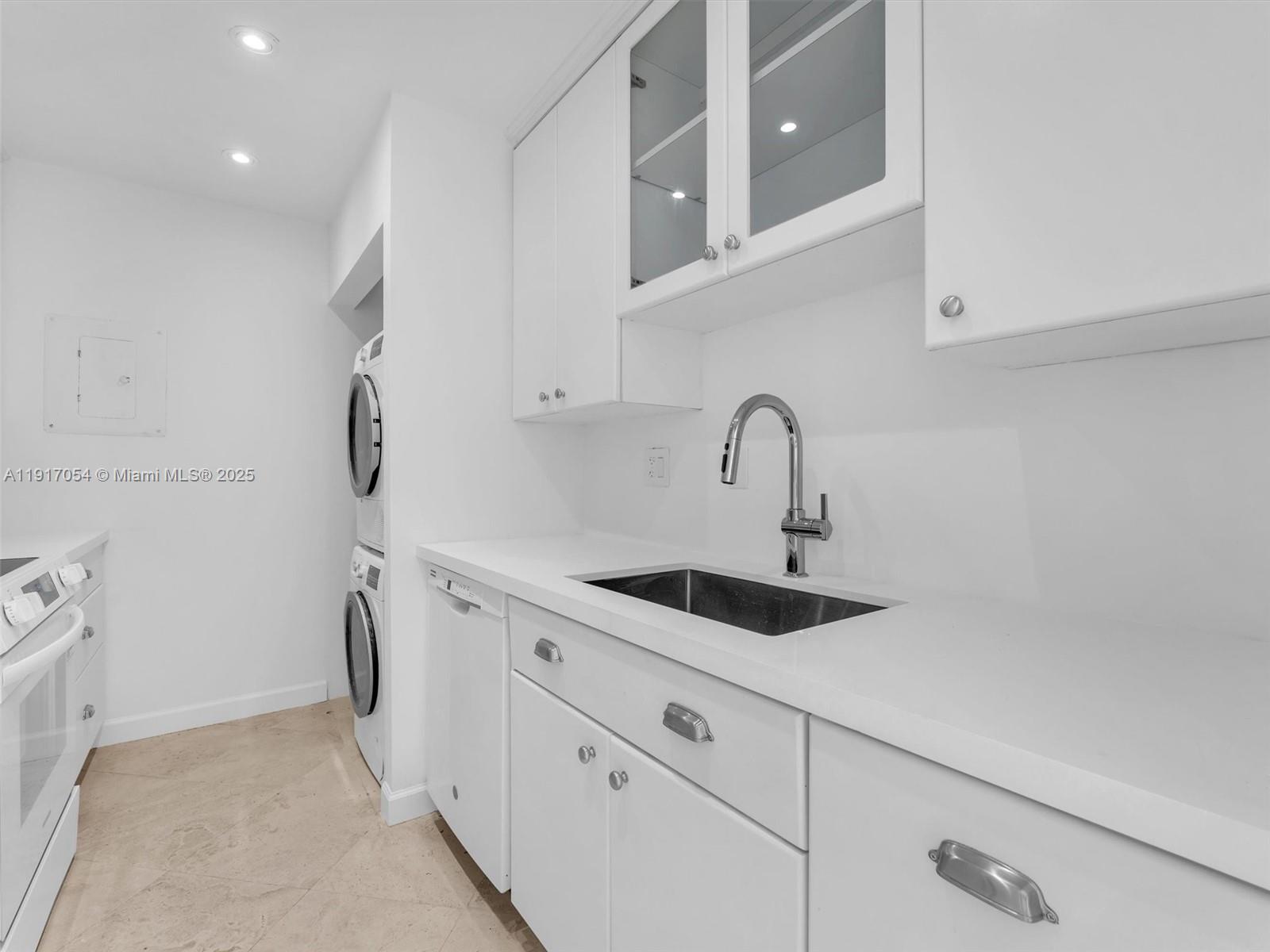 SOLIMAR CONDO OF KEY BISC - Residential Lease