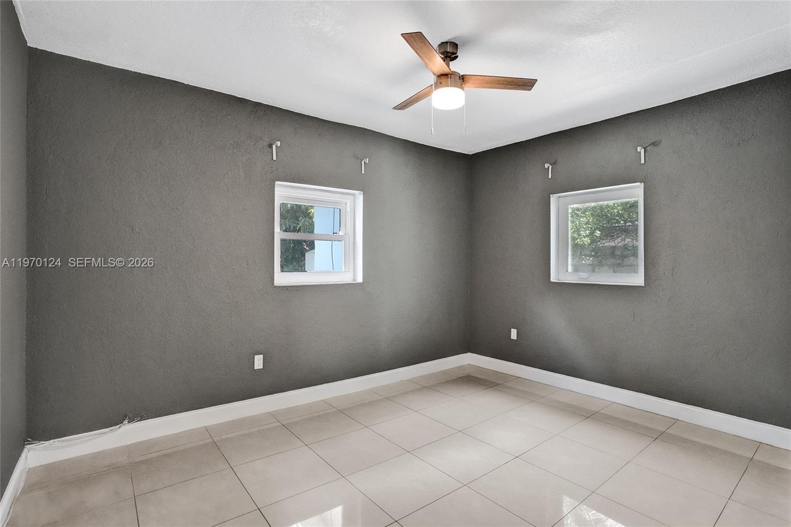 WEST MIAMI SHORES SEC D - Residential Lease