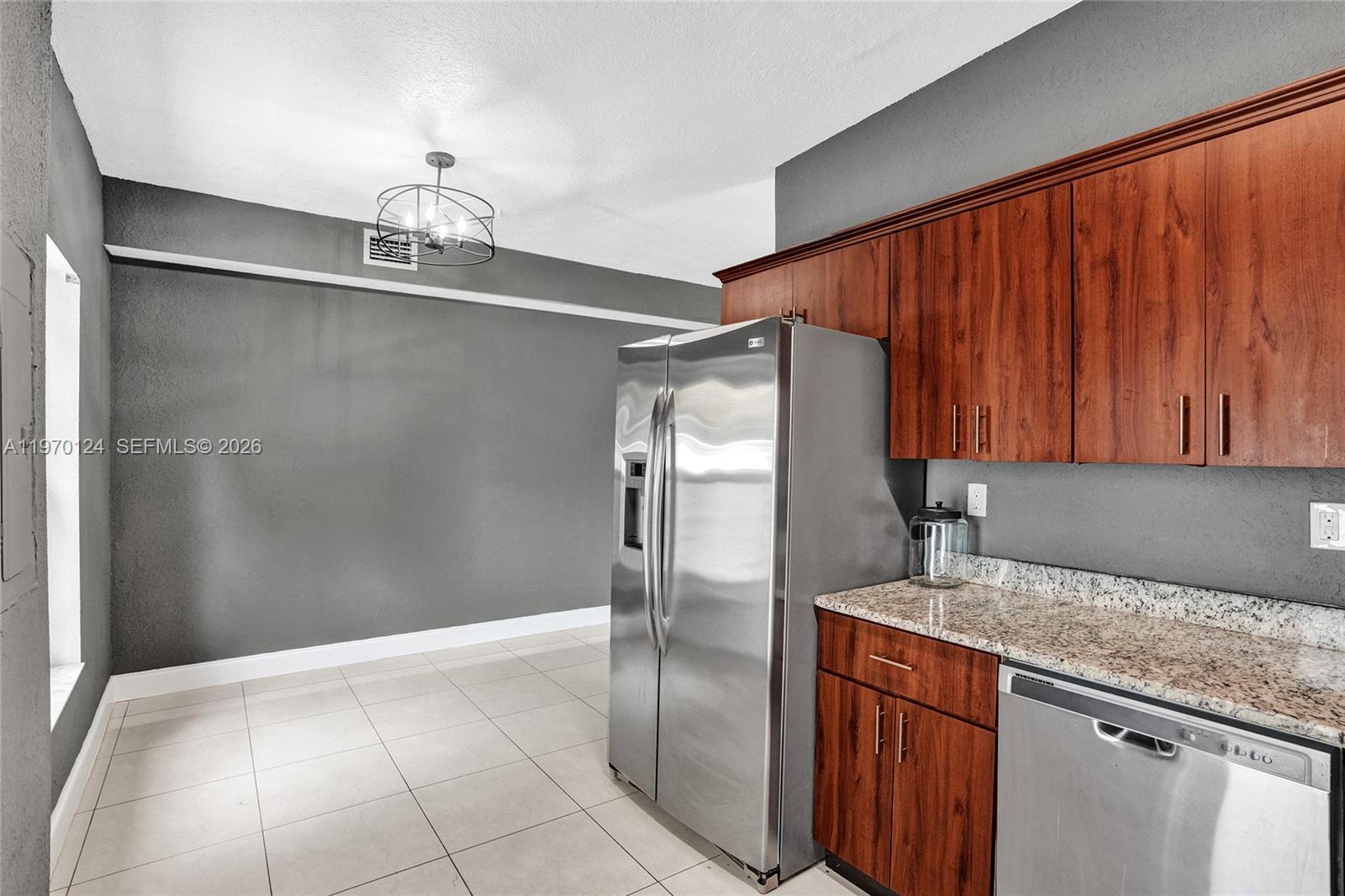 WEST MIAMI SHORES SEC D - Residential Lease