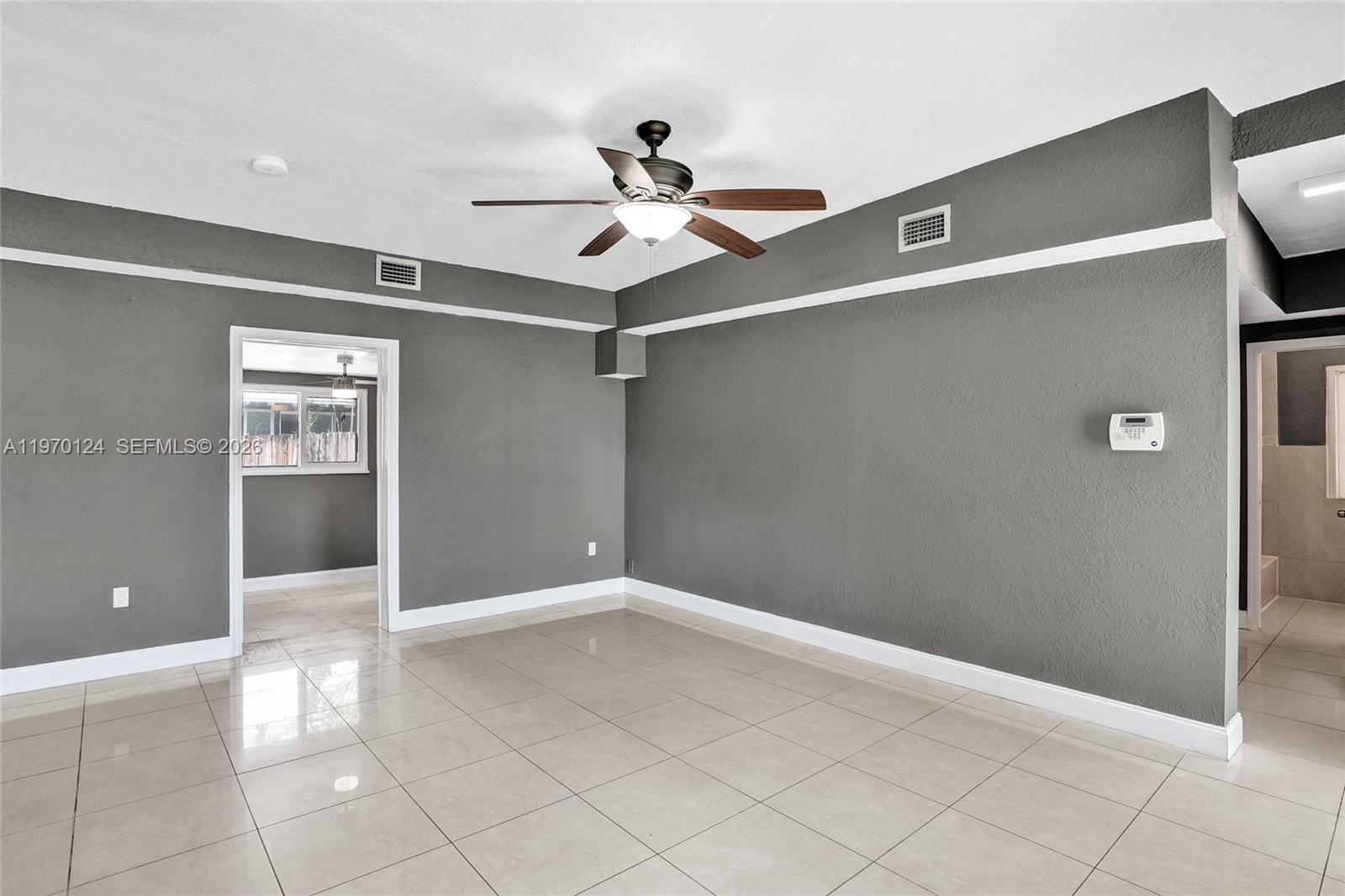 WEST MIAMI SHORES SEC D - Residential Lease