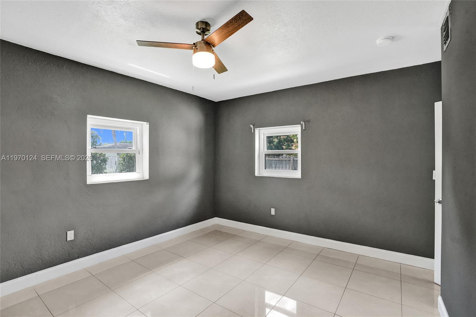 WEST MIAMI SHORES SEC D - Residential Lease