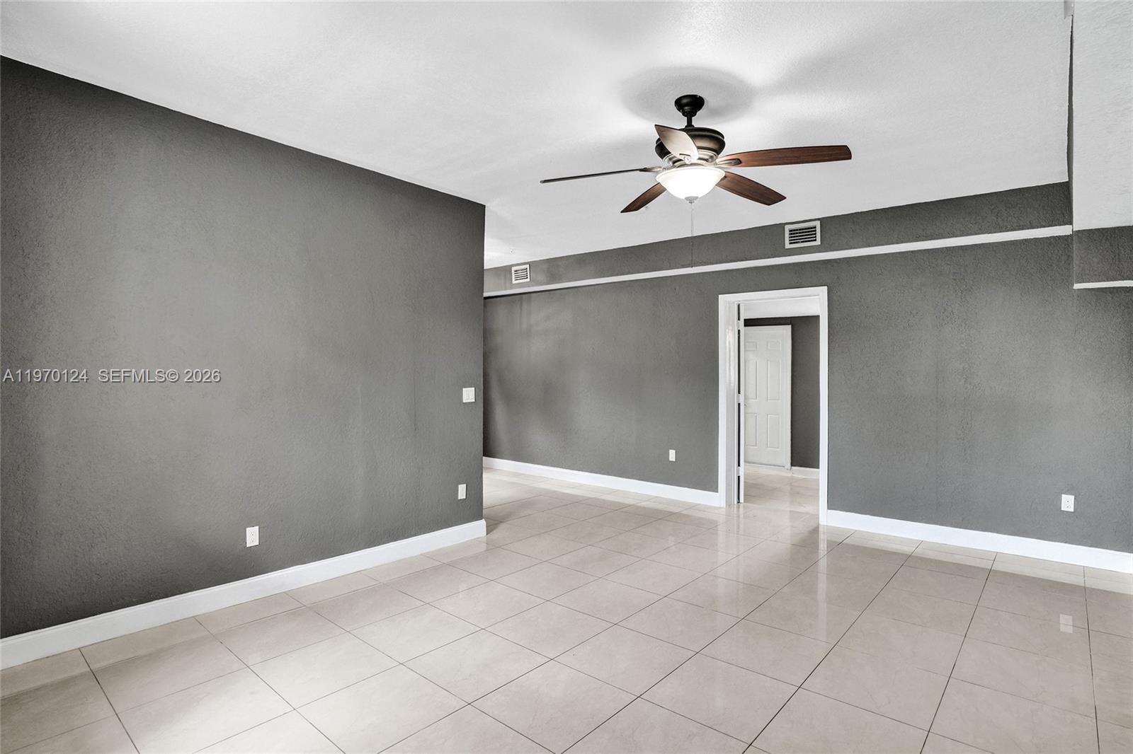 WEST MIAMI SHORES SEC D - Residential Lease