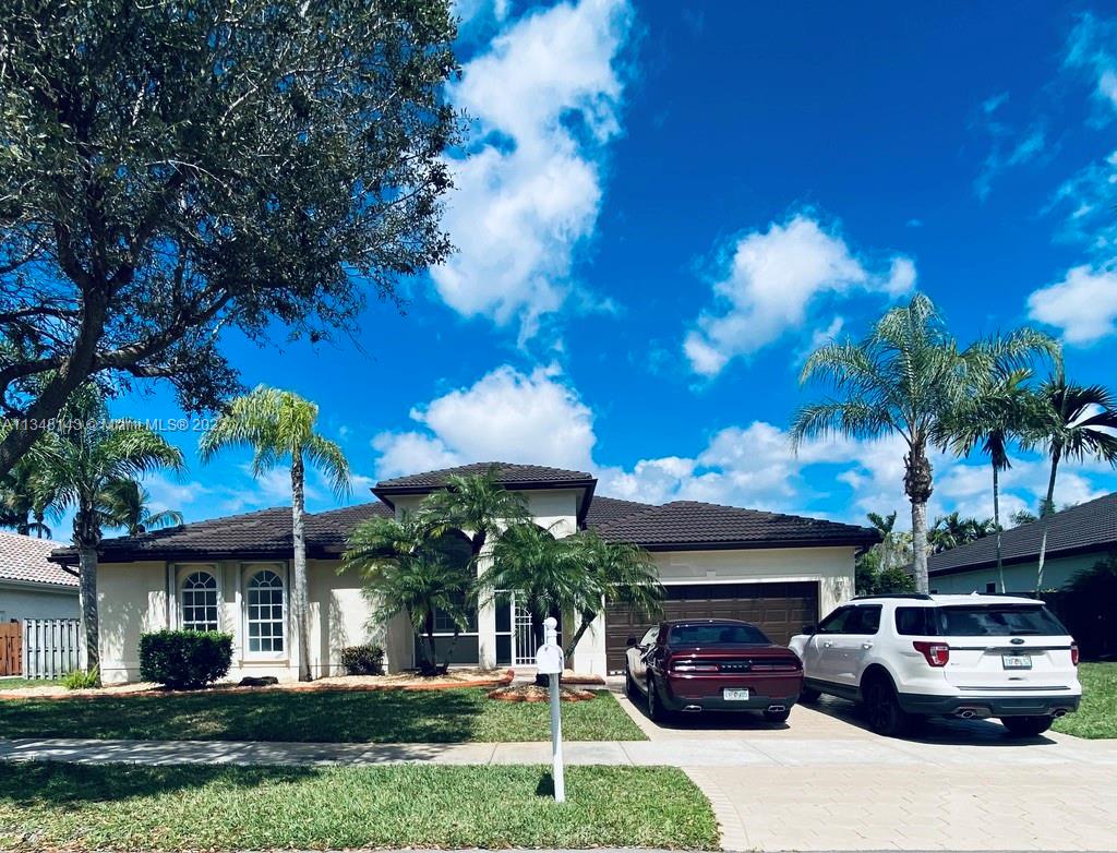 Photo 1 of 34 of 3125 Fairways Dr house