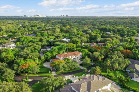 A home in Pinecrest