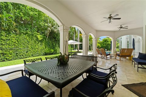 A home in Pinecrest