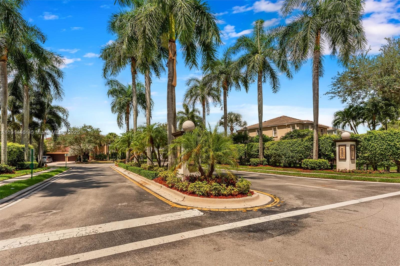 RIVIERA ISLES II - Residential