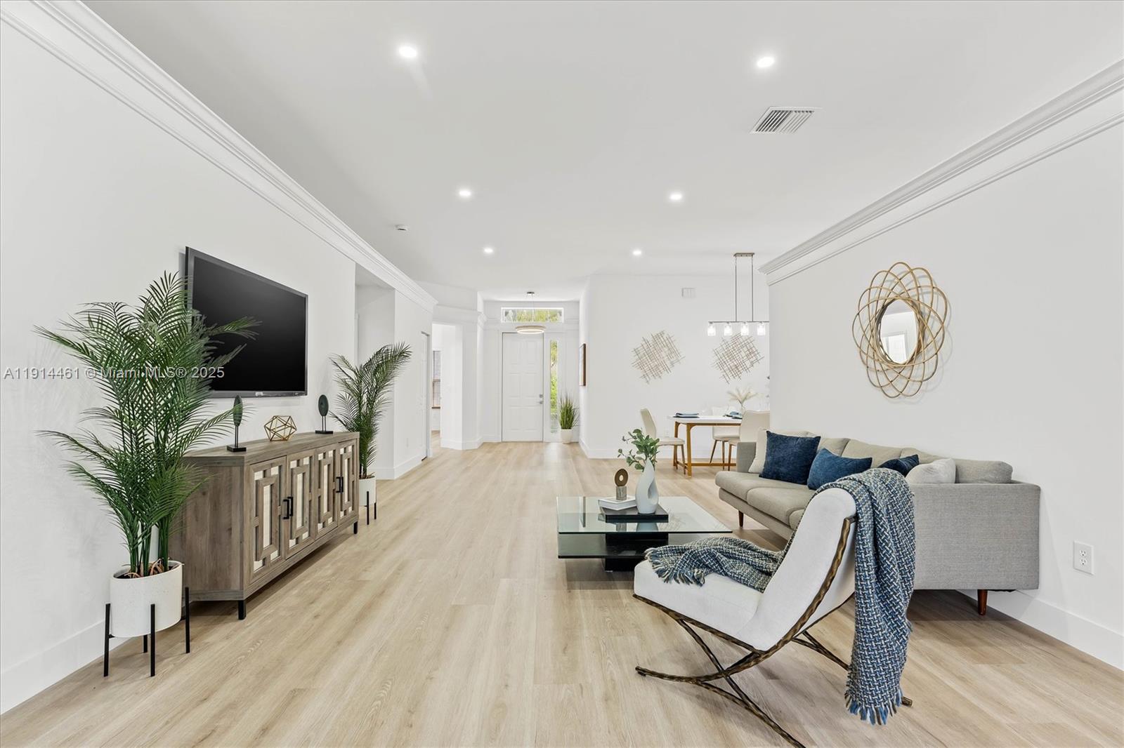 RIVIERA ISLES II - Residential