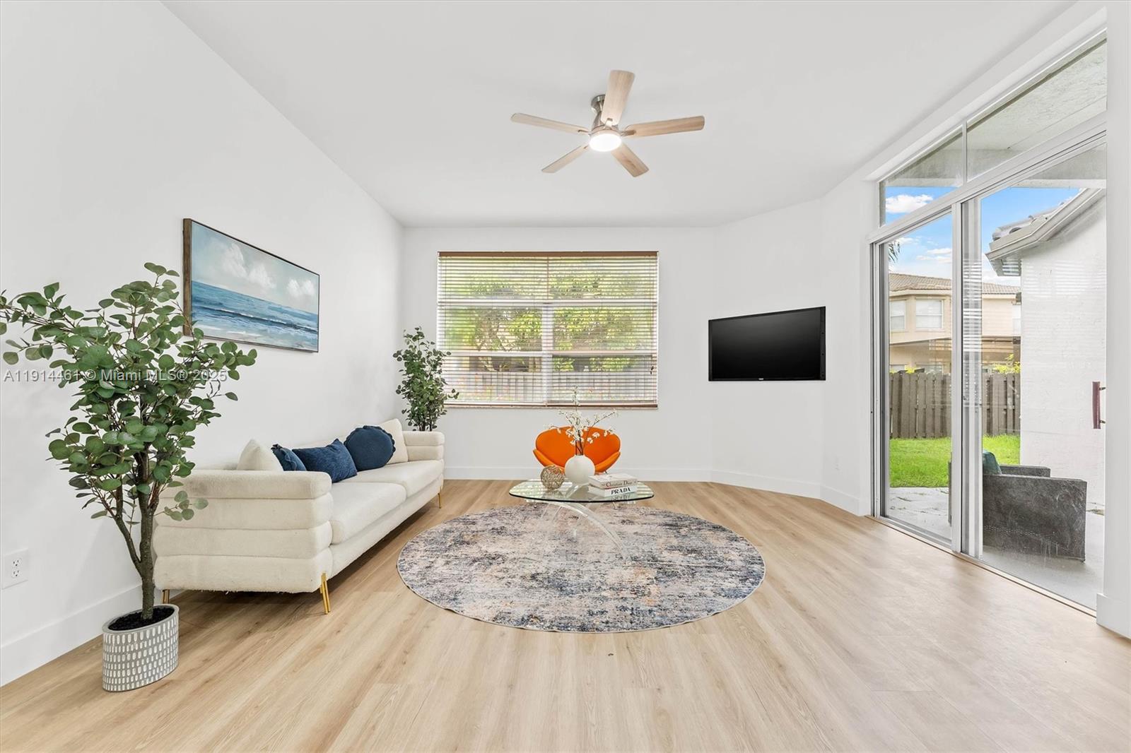 RIVIERA ISLES II - Residential