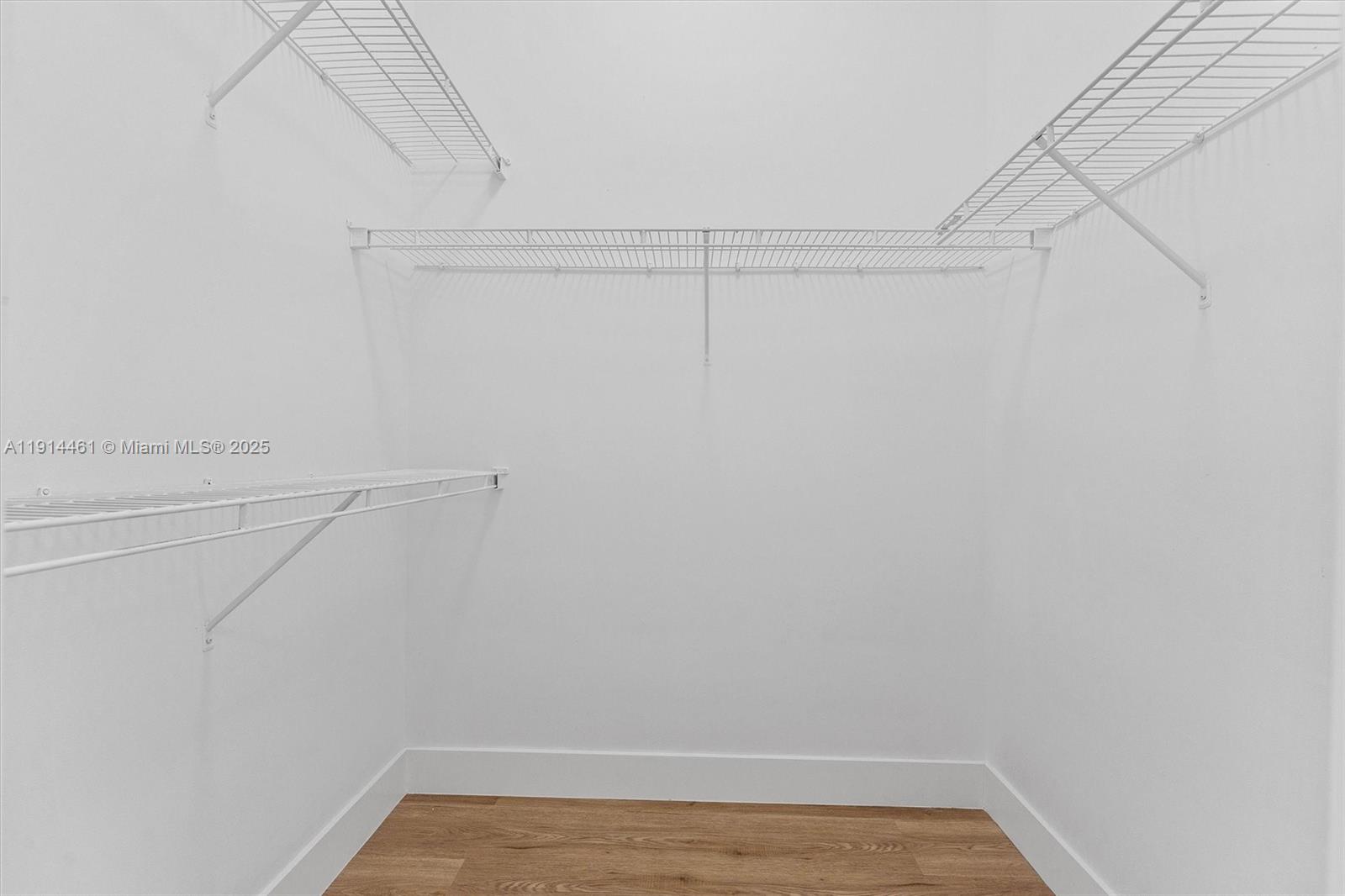 RIVIERA ISLES II - Residential