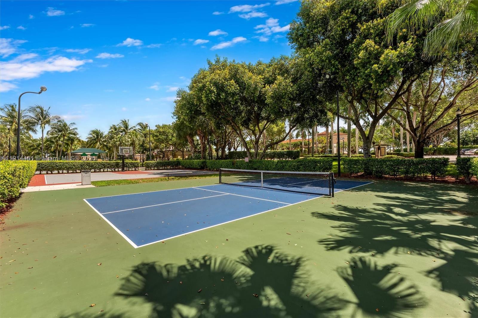 RIVIERA ISLES II - Residential